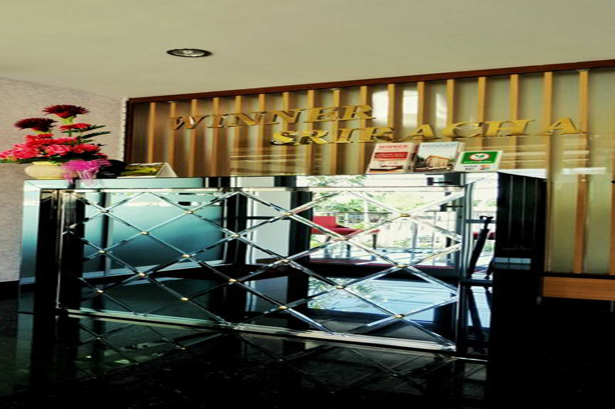 סי ראצ'ה Winner Sriracha Serviced Apartment מראה חיצוני תמונה